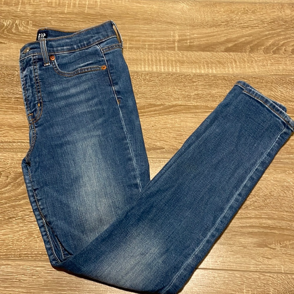 Gap True Skinny Jeans